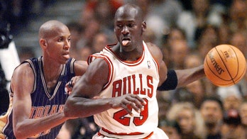 Michael Jordan's 'Flu Game' really came from touch of bad pizza during 1997 NBA Finals