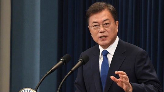 South Korea's unification minister resigns amid rising tensions with North