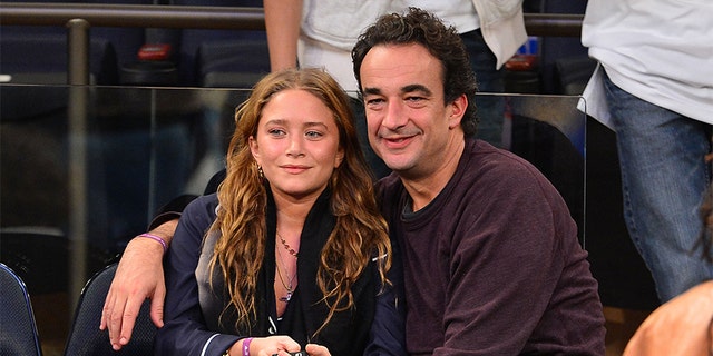 Mary-Kate Olsen eventually divorced the estranged husband, Olivier Sarkozy. 