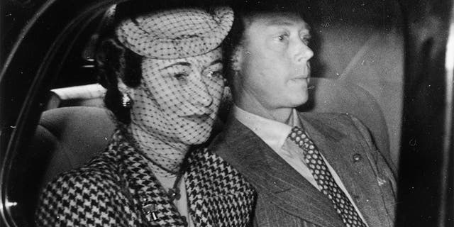 gardening The Duke and Duchess of Windsor arriving at the country home of Major Edward Dudley Metcalfe in Coleman's Hatch, Sussex, their first visit to England in three years, circa 1939.
