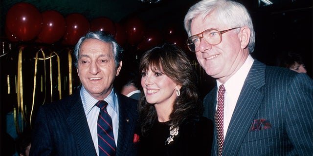 (L-R) Comedian Danny Thomas and daughter, actress Marlo Thomas with her husband Phil Donahue.