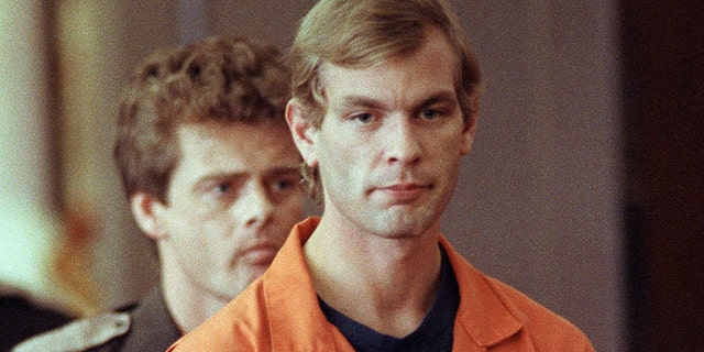 Jeffrey Dahmer enters the courtroom circa August 1991.