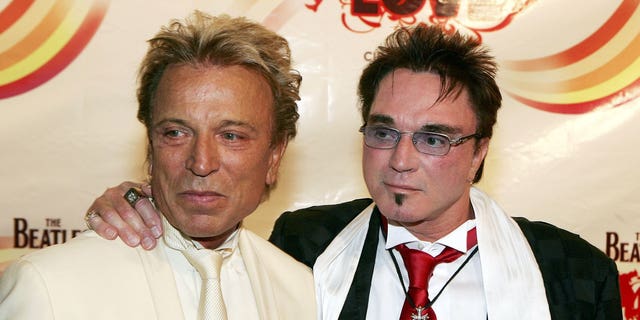 Magicians Siegfried Fischbacher and Roy Horn (R) arrive at the gala premiere of 'The Beatles LOVE by Cirque du Soleil' at The Mirage Hotel &amp; Casino June 30, 2006 in Las Vegas, Nevada. 