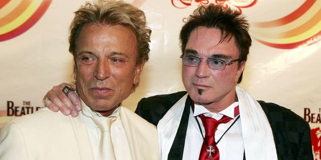 Magicians Siegfried Fischbacher and Roy Horn (R) arrive at the gala premiere of 'The Beatles LOVE by Cirque du Soleil' at The Mirage Hotel & Casino June 30, 2006 in Las Vegas, Nevada. 