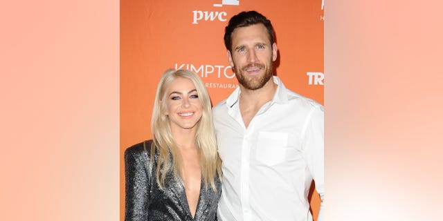 Actress Julianne Hough and husband Brooks Laich attend The Trevor Project's 2017 TrevorLIVE LA at The Beverly Hilton Hotel on December 3, 2017, in Beverly Hills, Calif. (Photo by Jason LaVeris/FilmMagic)