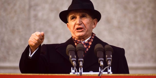 Nicolae Ceaușescu le 24 novembre 1989, Roumanie. (Photo by William STEVENS/Gamma-Rapho via Getty Images)