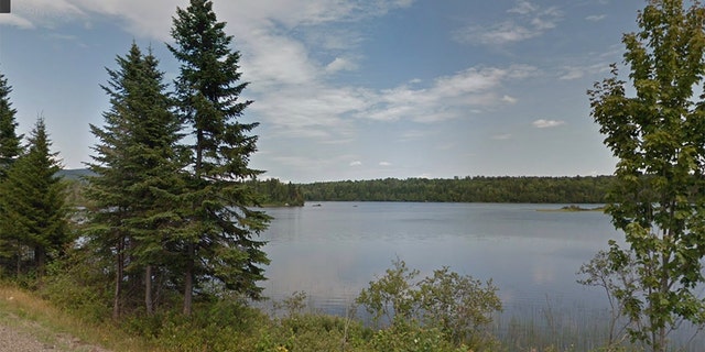Kiana French helped save her father and sister after the boat they were traveling in over the weekend capsized near the middle of Parlin Pond in Maine. (Google Earth)