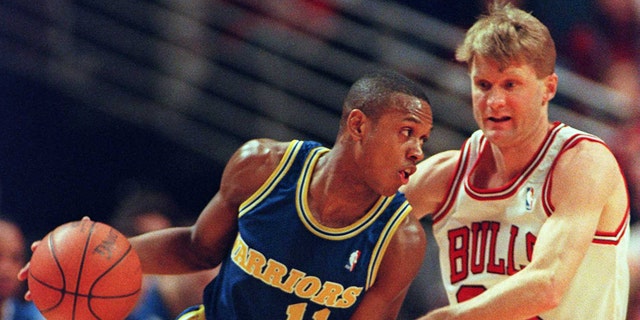 Steve Kerr was a three-point specialist. (Getty Images)