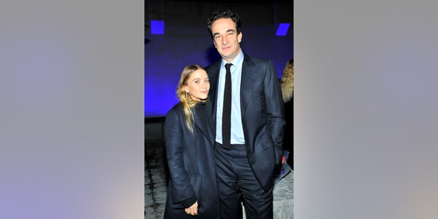 Kate olsen sarkozy mary Chilling Photos