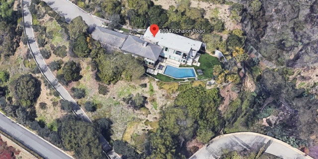 Elon Musk Lists 5 More Homes For 97 Million As He Tries To Sell Most Possessions Fox News Elon Musk Lists 5 More Homes For 97 Million As He Tries To Sell Most Possessions Fox News