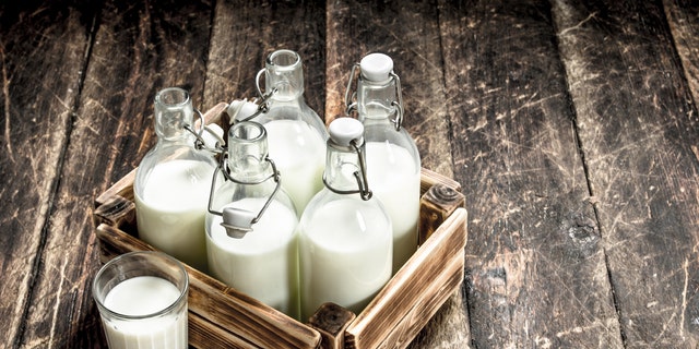 Social media users are testing their climbing and balancing skills with milk crates, and it’s causing serious pain for some.