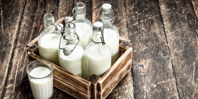 Social media users are testing their climbing and balancing skills with milk crates, and it’s causing serious pain for some.