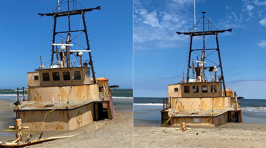 Eerie photos show Outer Banks shipwreck sinking into sand  Fox News