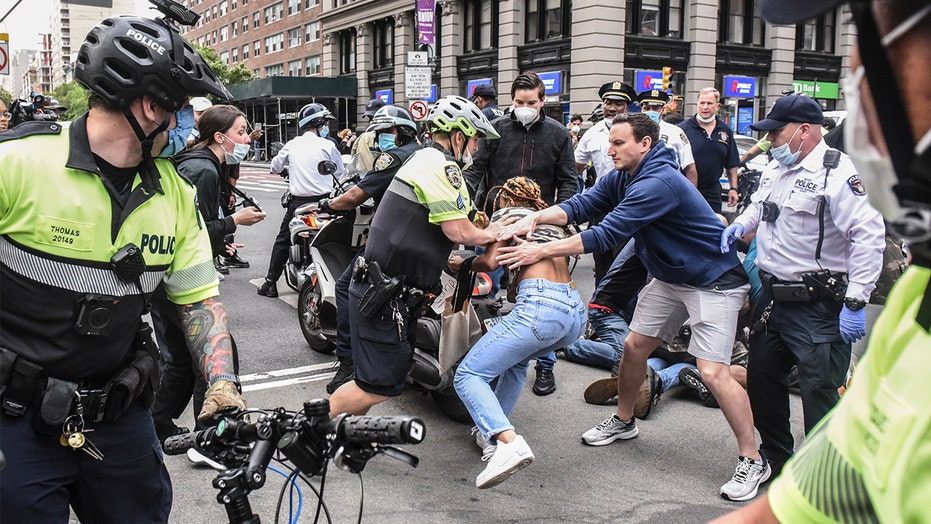 George Floyd protests in NYC turn violent: Officers punched ...