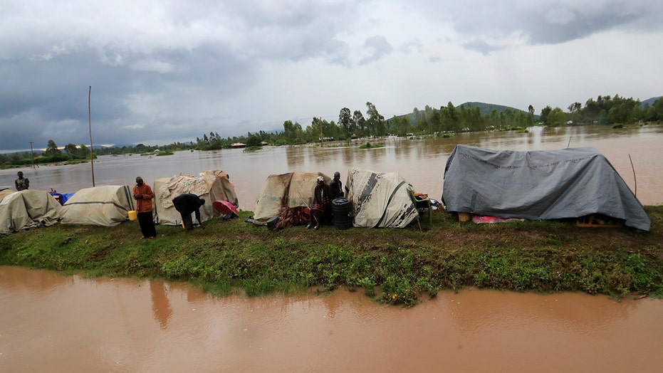 Kenya Flooding Landslides Leaves More Than 100 Dead Over 1800 Homeless Fox News 