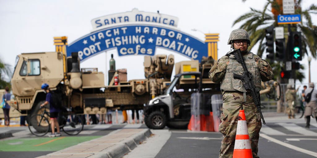 California Liquor Store Owner Uses Ar 15 To Protect His Property