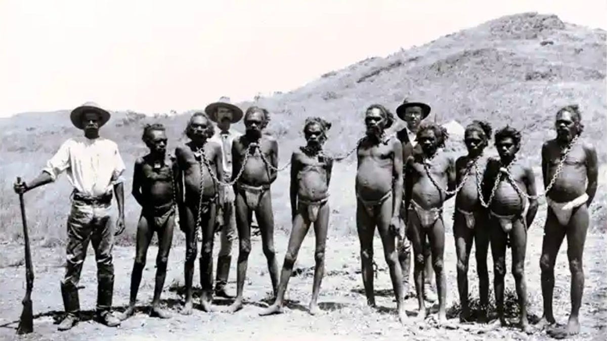 A photo from the 1890s showing Australian Aboriginals in chains.