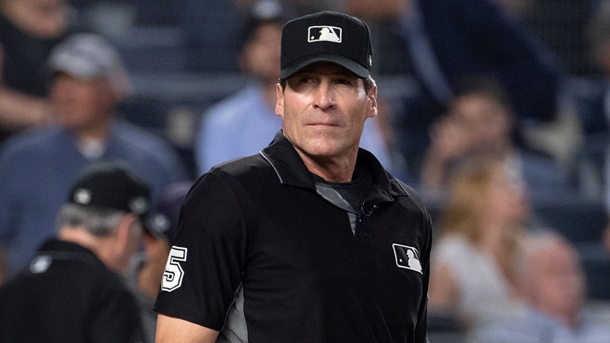 Umpire Angel Hernandez seeks 'sensitive' documents in MLB