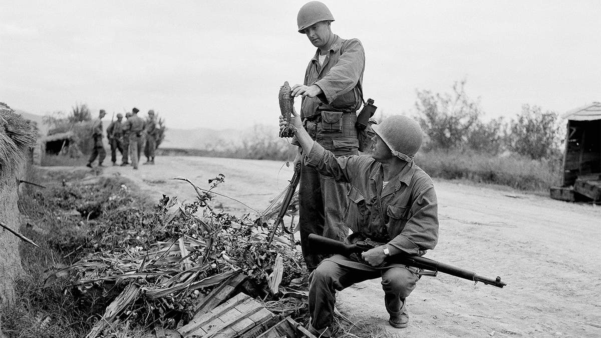 On This Day In History, September 15, 1950, US Troops Land At Inchon ...