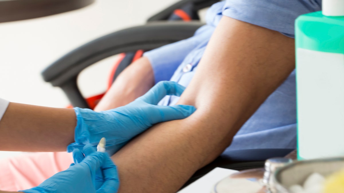 Study authors say the data offers “robust evidence” that plasma transfusions for COVID-19 patients are safe and associated with improved survival. (iStock)