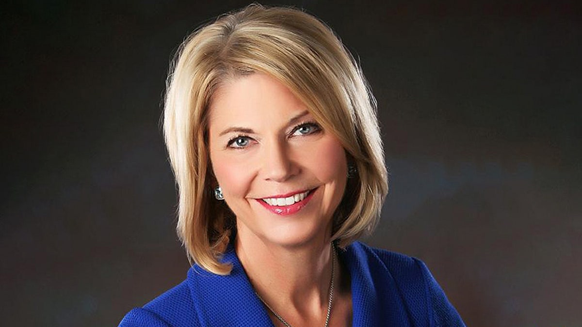 Omaha Mayor Jean Stothert apologizes for racially insensitive Facebook post about Korean American woman. 