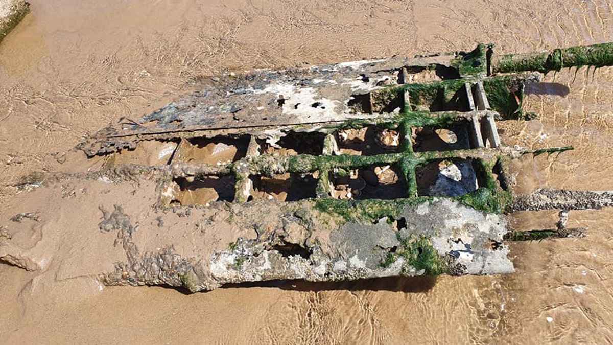Shifting sands revealed the plane wreck. (Debi Louise Hartley)