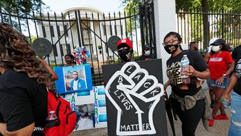 Mississippi lawmakers drafting resolution to remove Confederate emblem from state flag: report