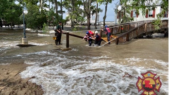 Cristobal brings flooding along Gulf Coast, Coast Guard searching for 2 missing boaters