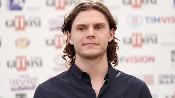 Evan Peters apologizes after retweeting video slamming 'piece of s--- looters' chased by police