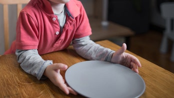 A quarter of Americans are facing food insecurity amid coronavirus pandemic, survey suggests