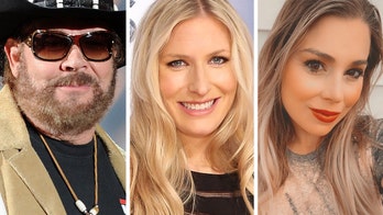 Hank Williams Jr.'s daughter Holly pays tribute to late sister Katherine: 'I have no words'