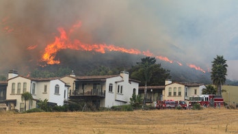 California wildfire near Pismo Beach quickly grows to 400 acres, evacuation orders lifted