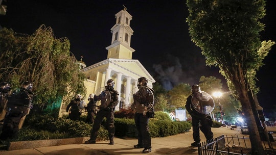 Rector of church near White House set ablaze Sunday night says damage could have been 'a lot worse'