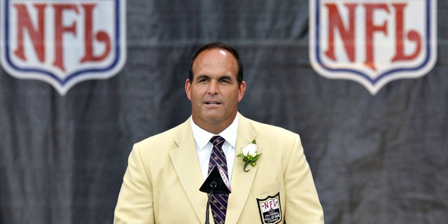 Bruce Matthews dominated in the trenches. (Photo by Jay Laprete/Bloomberg via Getty Images)