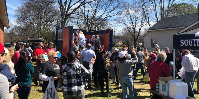 Pro-Trump activist Scott Presler recently traveled to Nashville to help cleanup the city and register people to vote in the upcoming election. 