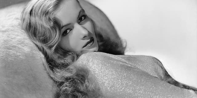 American actress Veronica Lake (1919 - 1973) in costume for the film noir 'This Gun For Hire.'