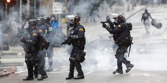 Seattle Bans Tear Gas For 30 Days Amid George Floyd Protests | Fox News