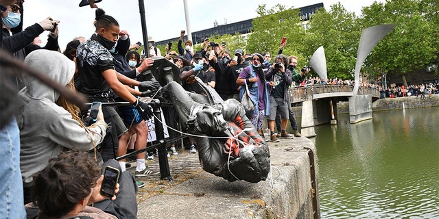 Britain removes slave trader Robert Milligan`s statue outside London museum