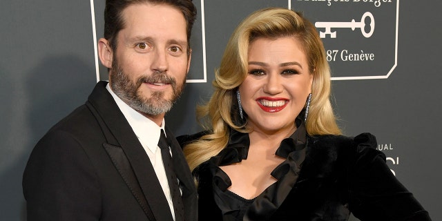 Brandon Blackstock and Kelly Clarkson at the 25th Annual Critics’ Choice Awards in Santa Monica, Calf., in January 2020. (Kevin Mazur/Getty Images for Critics Choice Association, File)