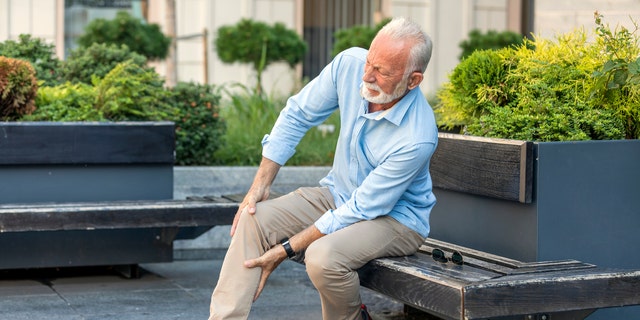 Quadris e joelhos são os culpados mais frequentes de artrite, dizem os especialistas.