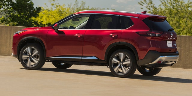 2021 Nissan Rogue Introduced 