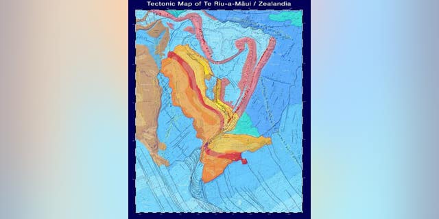 A tectonic map of New Zealandia, which shows the types and age of the crust, major faults, and volcanoes that make up the continent. (GNS Science)