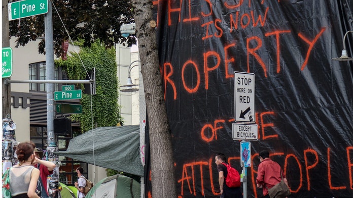 "I'm Betting President Trump Makes High Level Mass Arrests!" 12 Seattle 'autonomous zone' has armed guards, local businesses being ...