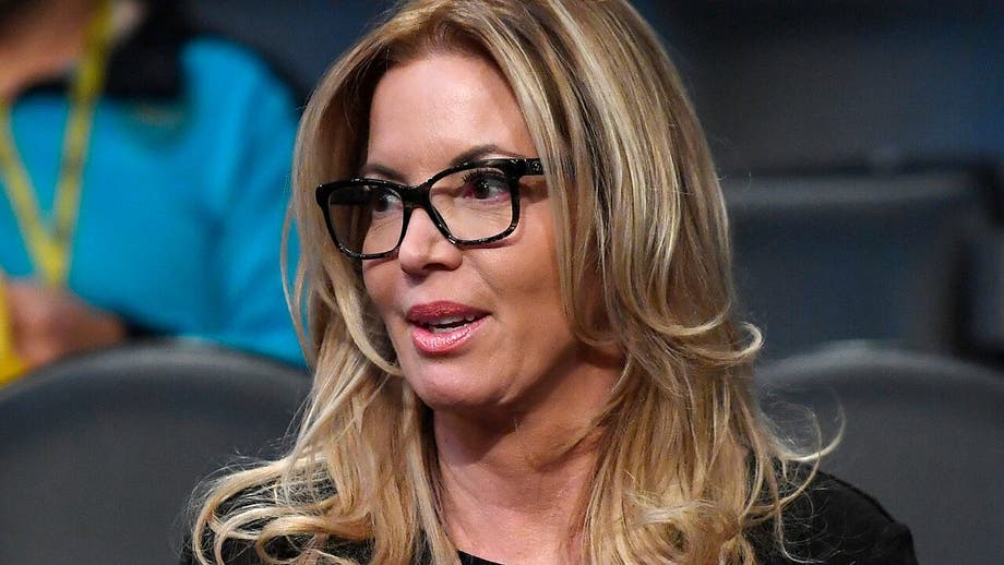 Lakers owner Jeanie Buss shares vile letter she received from racist fan