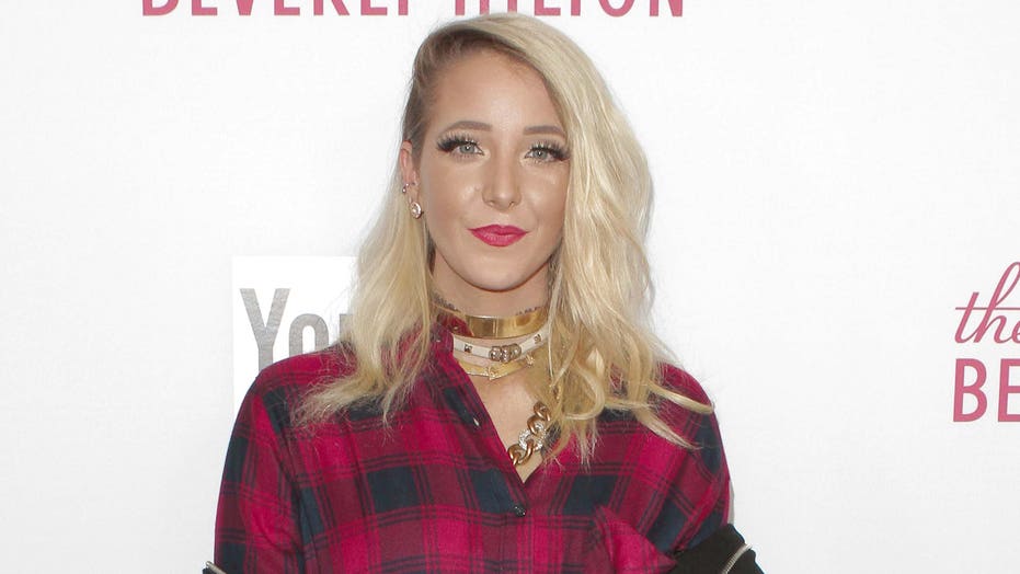 YouTube star Jenna Marbles says she's quitting after fans claim past