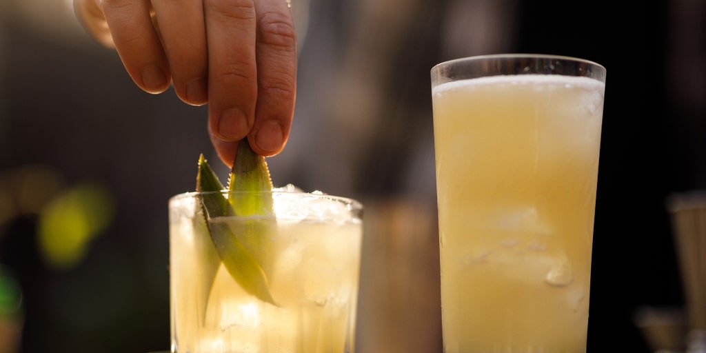 Why the hot new alcohol trend is cutting back — or even quitting - Vimarsana News