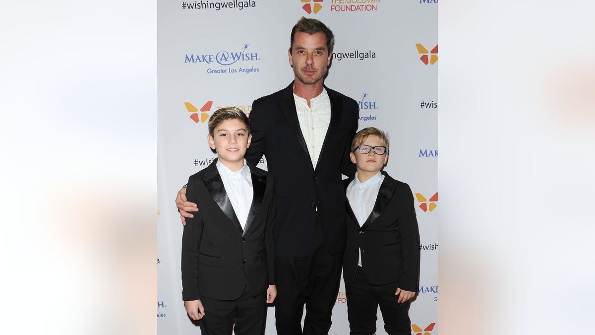 Left to right: Kingston Rossdale, Gavin Rossdale and Zuma Rossdale attend the 4th annual Wishing Well Winter Gala at the Hollywood Palladium on December 7, 2016, in Los Angeles, Calif. (Photo by Jason LaVeris/FilmMagic)