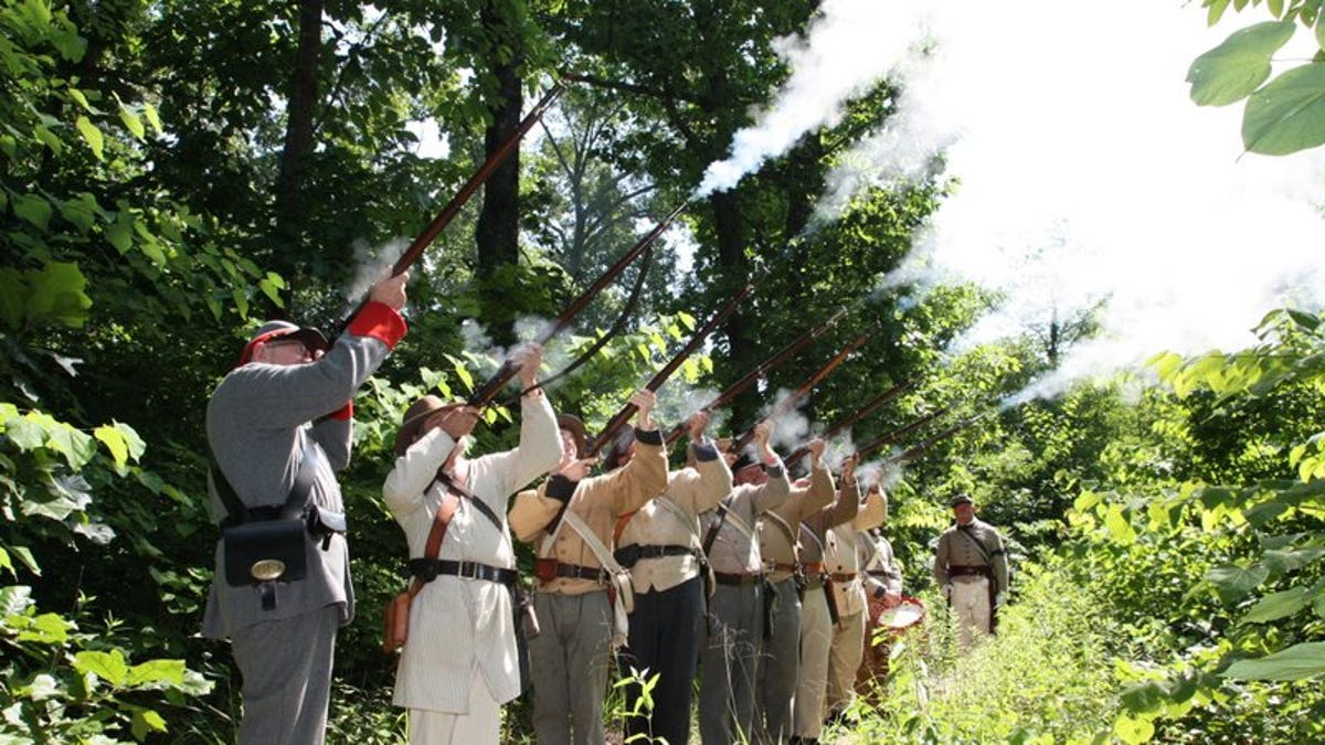 An American nonprofit and charitable organization of male blood-descendants of Confederate veterans. 