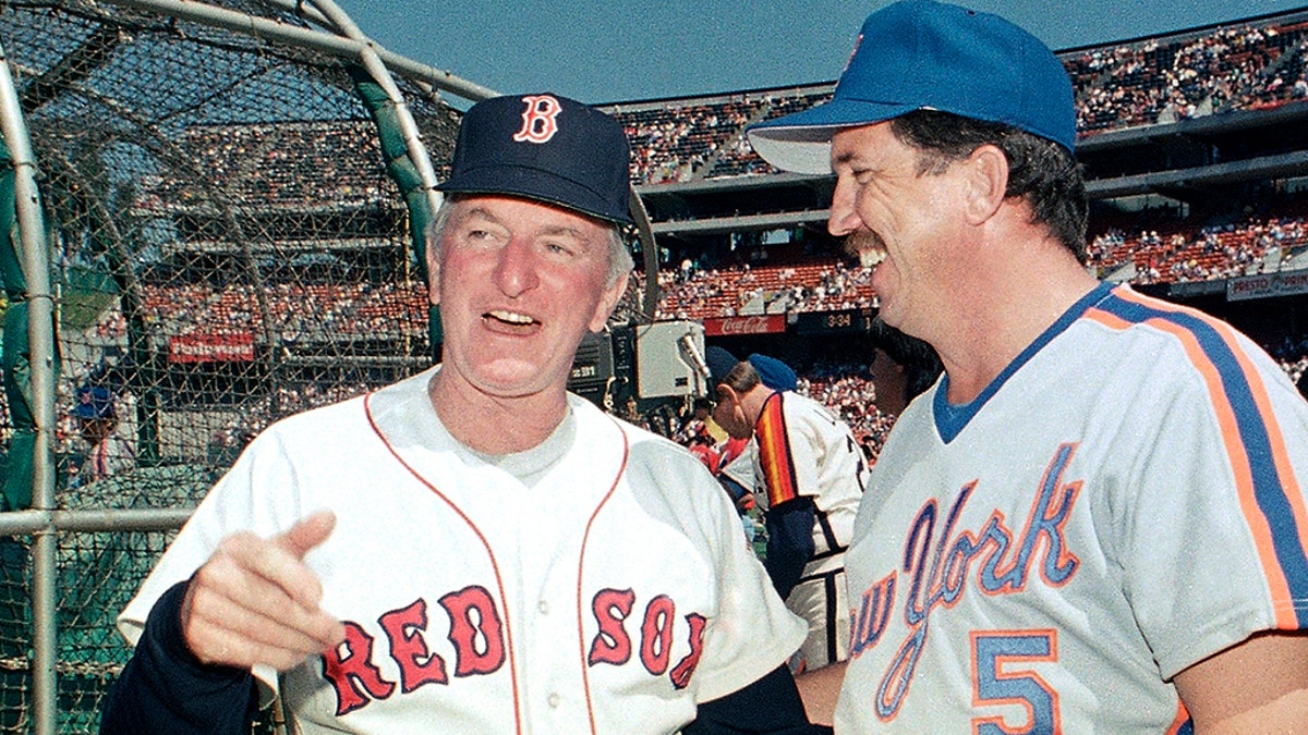 American League All-Star manager John McNamara, left, of the Boston Red Sox, chats with National League counterpart Davey Johnson, of the New York Mets, between workouts in preparation for the 1987 All-Star Game in iOakland, Calif., July 13, 1987. (Associated Press)<br>
​​​​​​