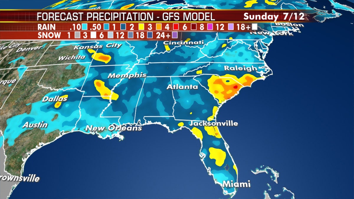 Scatted thunderstorms will also bring rain across the Southeast.